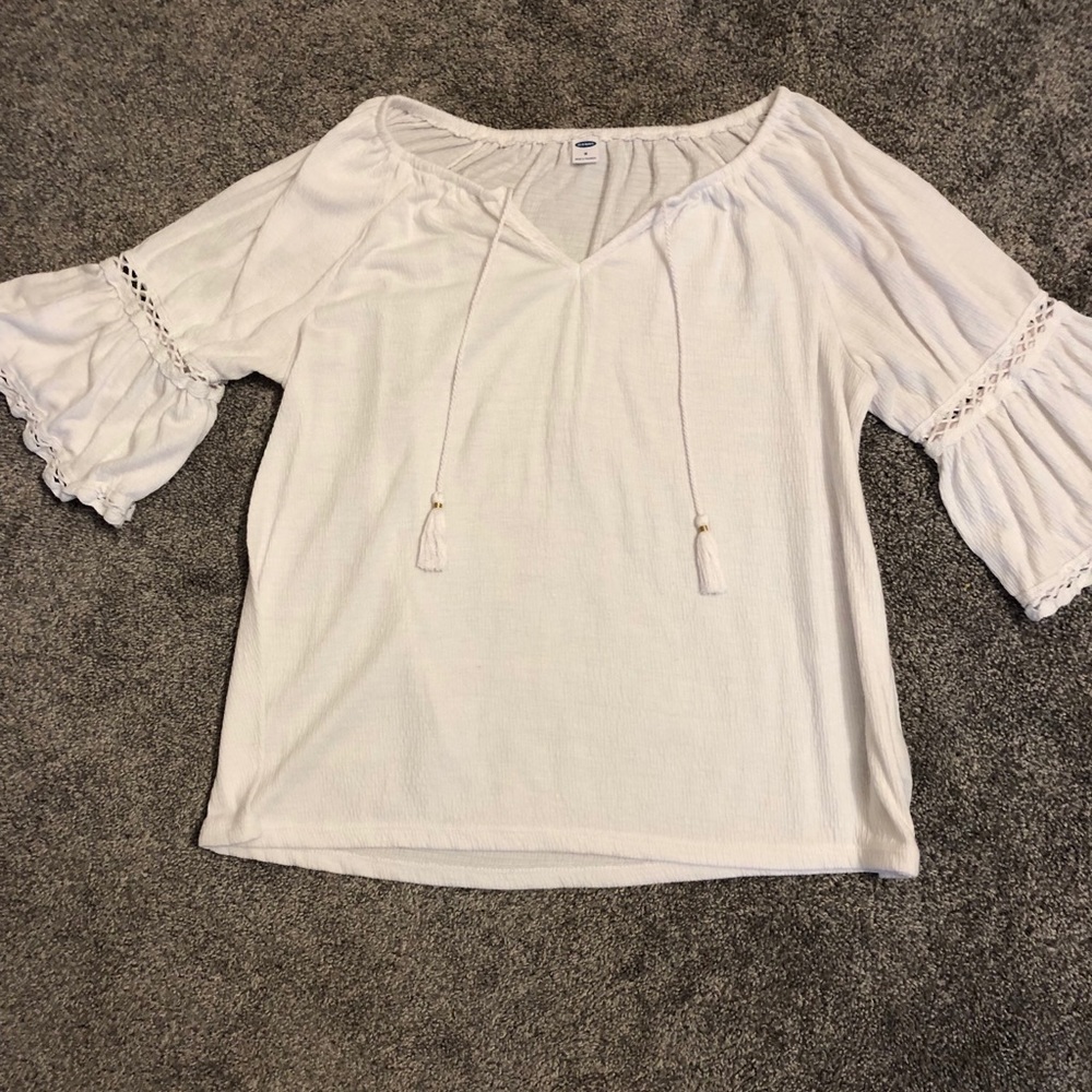 White dress shirt